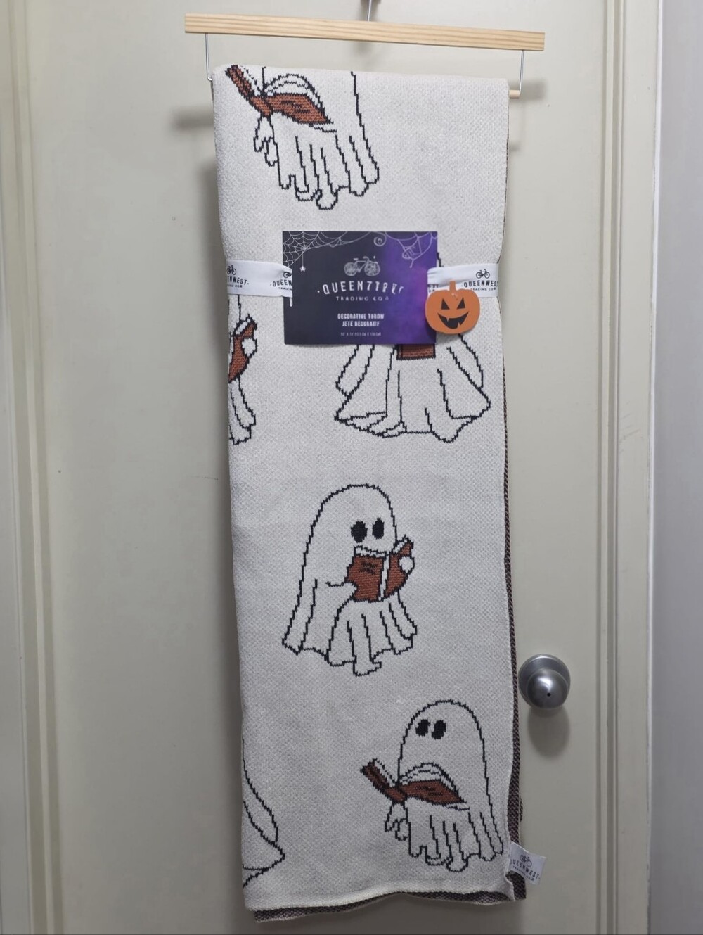 VIRAL Ghost Book Halloween Throw Blanket